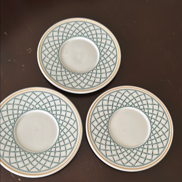 Villeroy & Boch Other - Elegant Green and White Dinner Plates